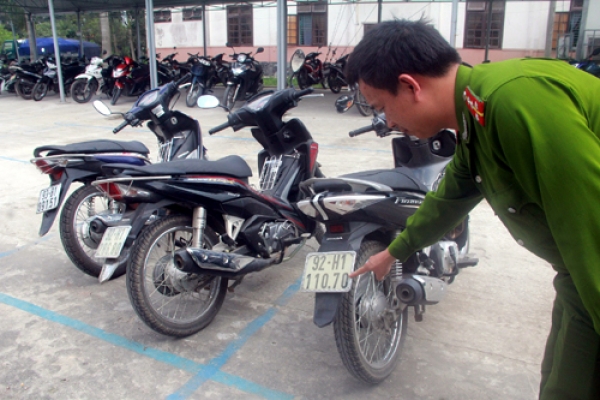 [Tuổi Trẻ] Lần theo xe bị trộm gắn định vị, tìm thêm 21 xe gian